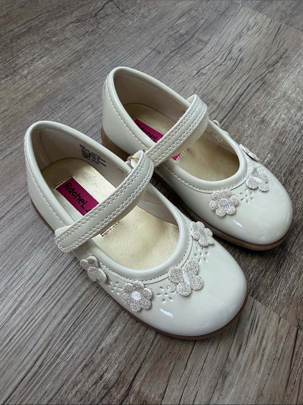 Rachel Cream Patent Mary Jane Dress Shoes With Glitter Flowers